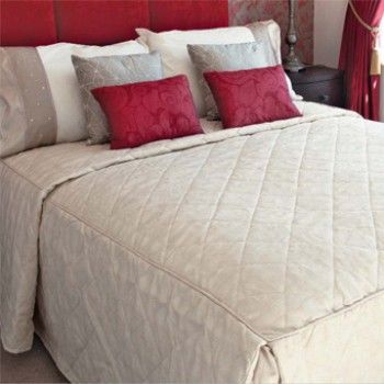 Iona - Fitted Bedspread - Champagne